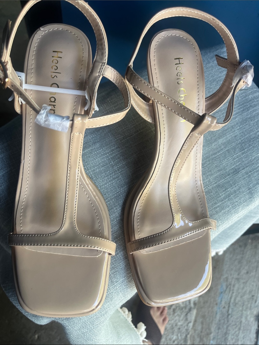 Patent Nude T-Strap Square-Toe Heels - 3.5 pulgada ..sisez 8M